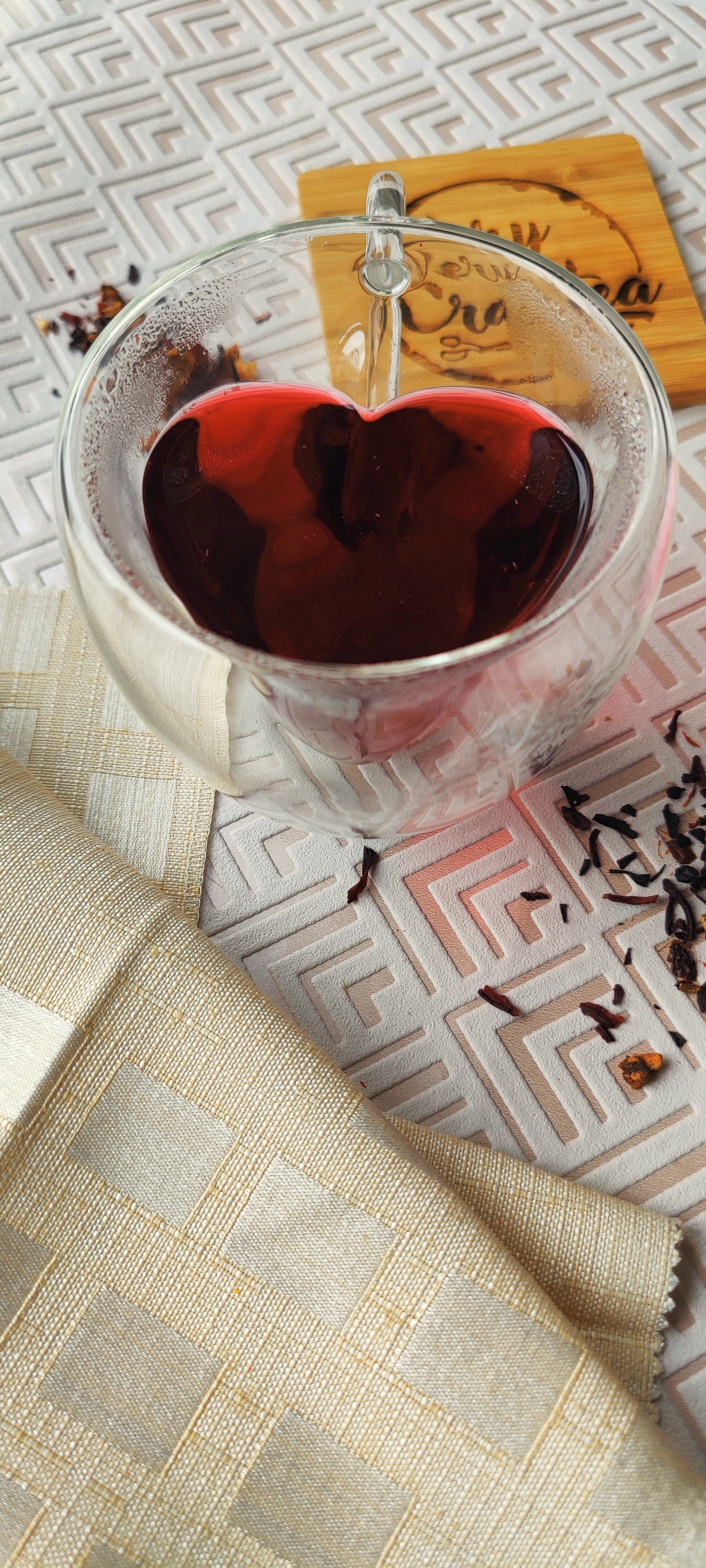 HEART SHAPED GLASS MUG